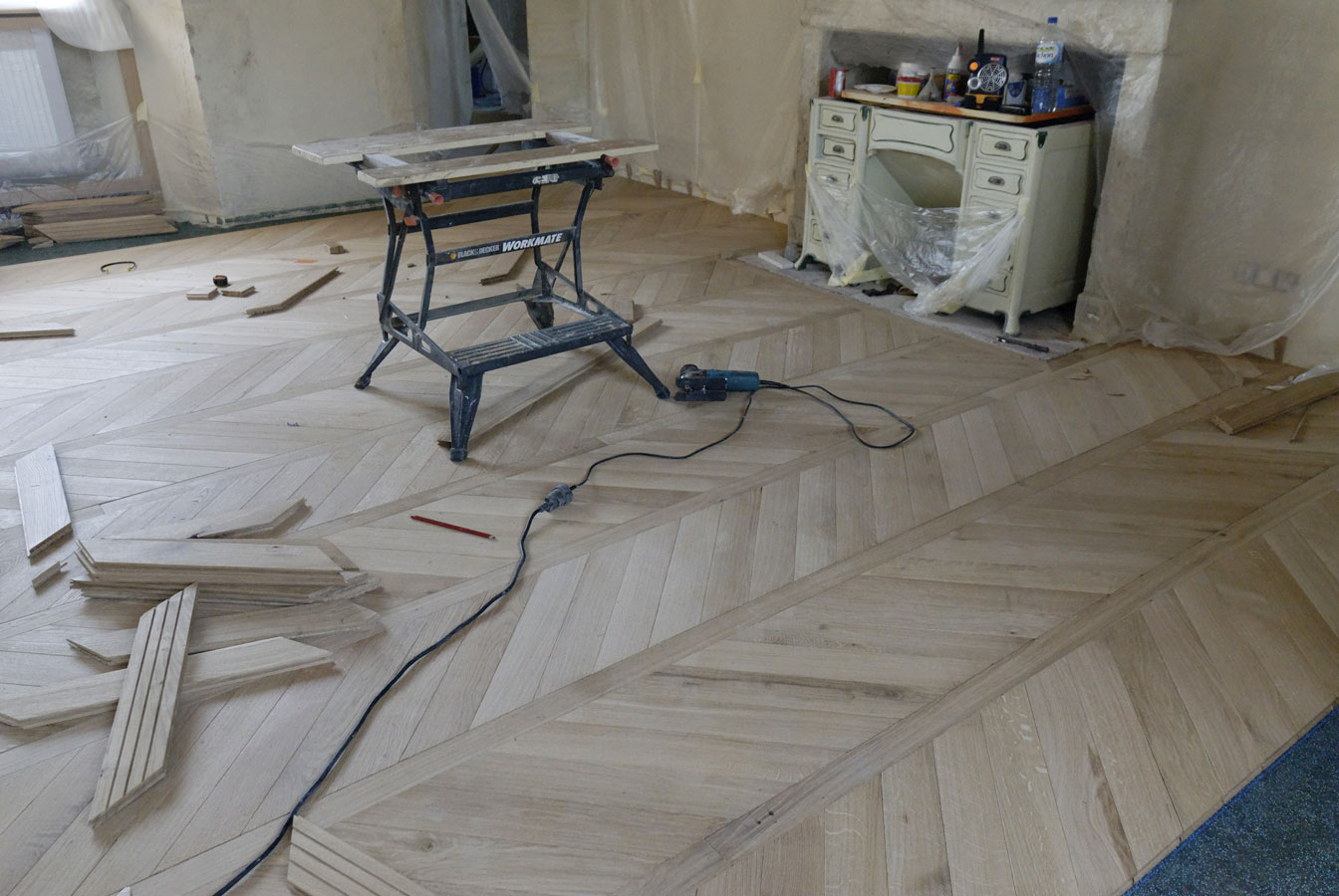 Solid oak parquet floor chevron