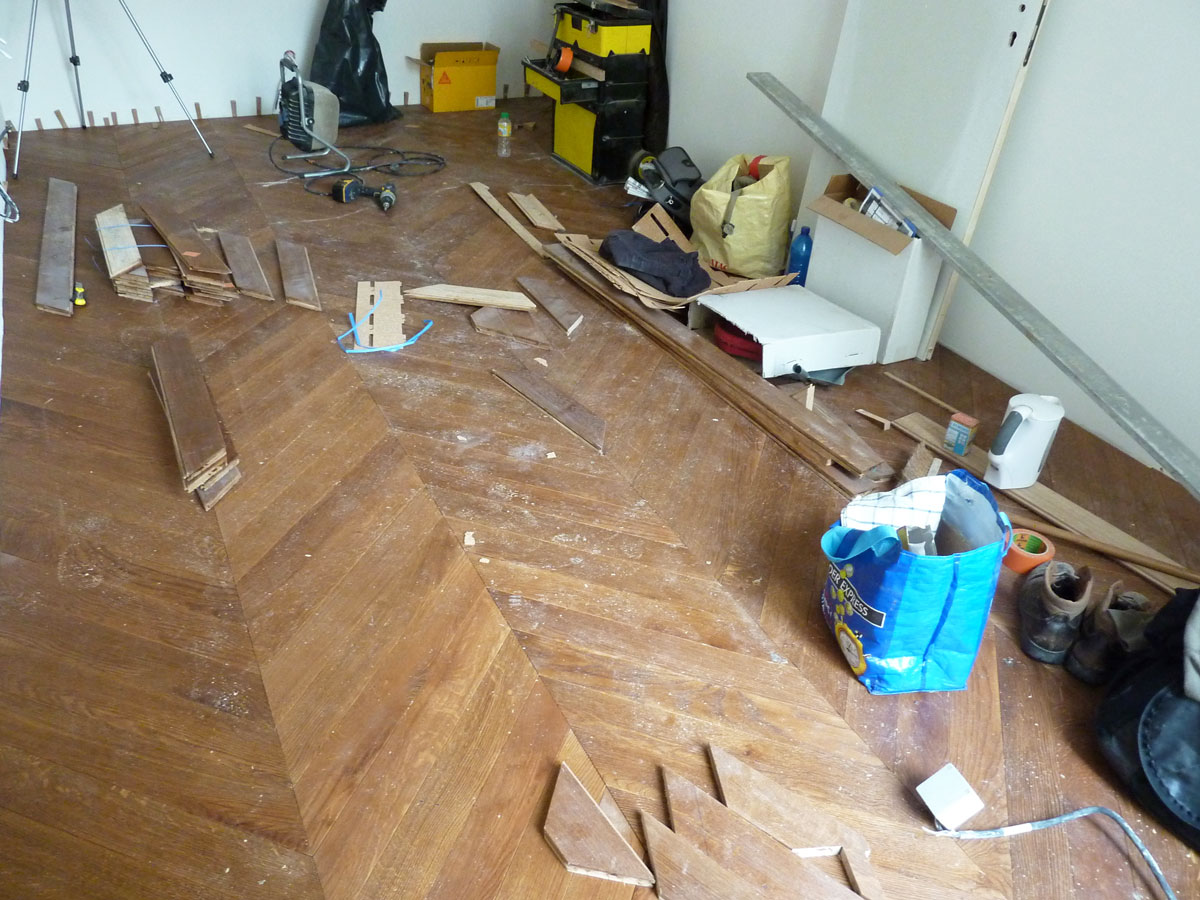 Finition huile cire pour ce parquet Point de Hongrie en chne