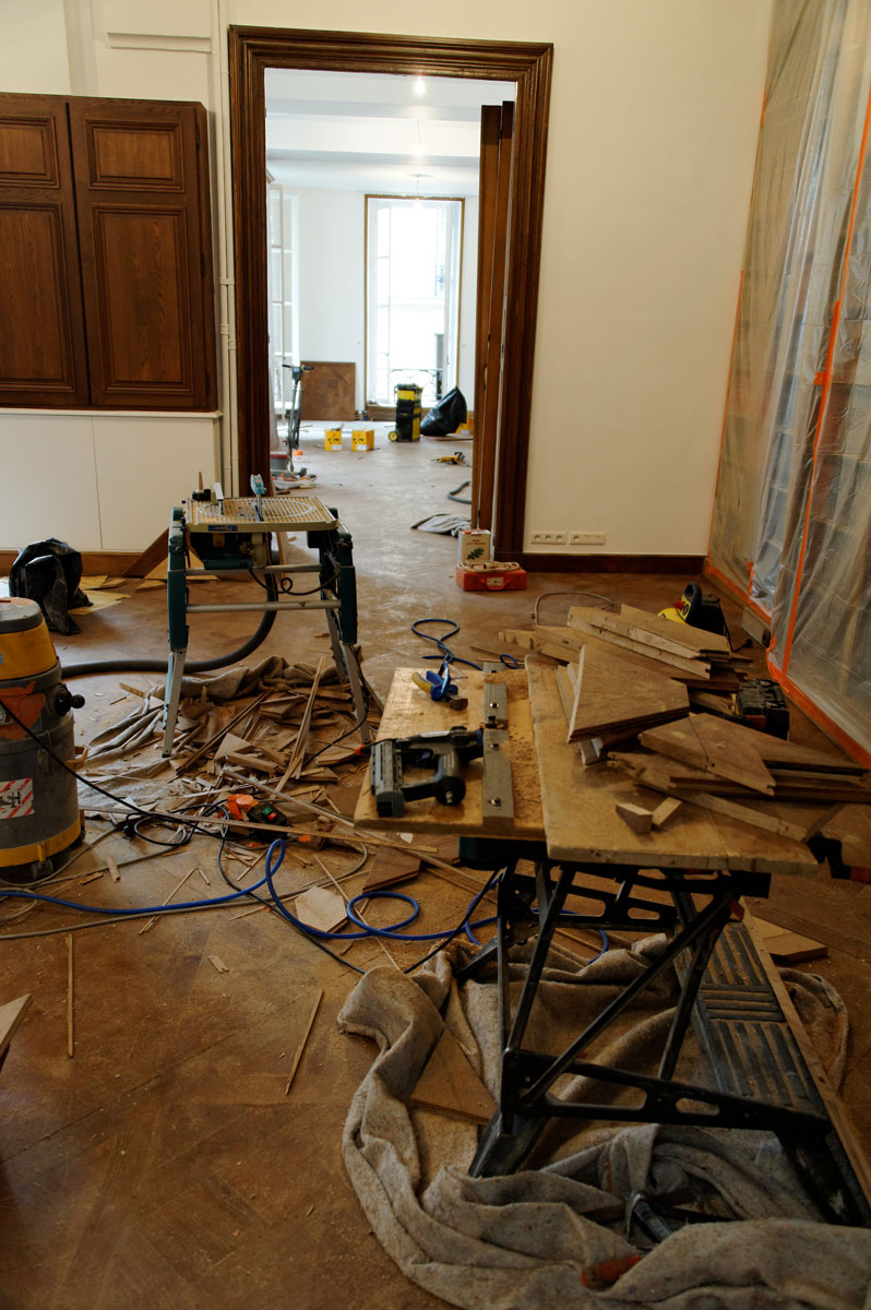 Parquet  panneaux d'Aremberg avec finition vieillie en atelier