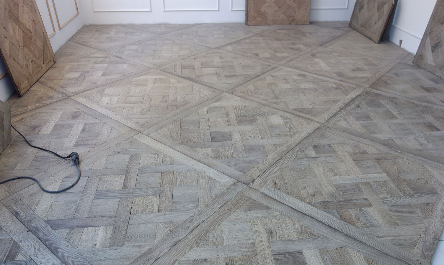 Parquet panels Versailles leached gray oak