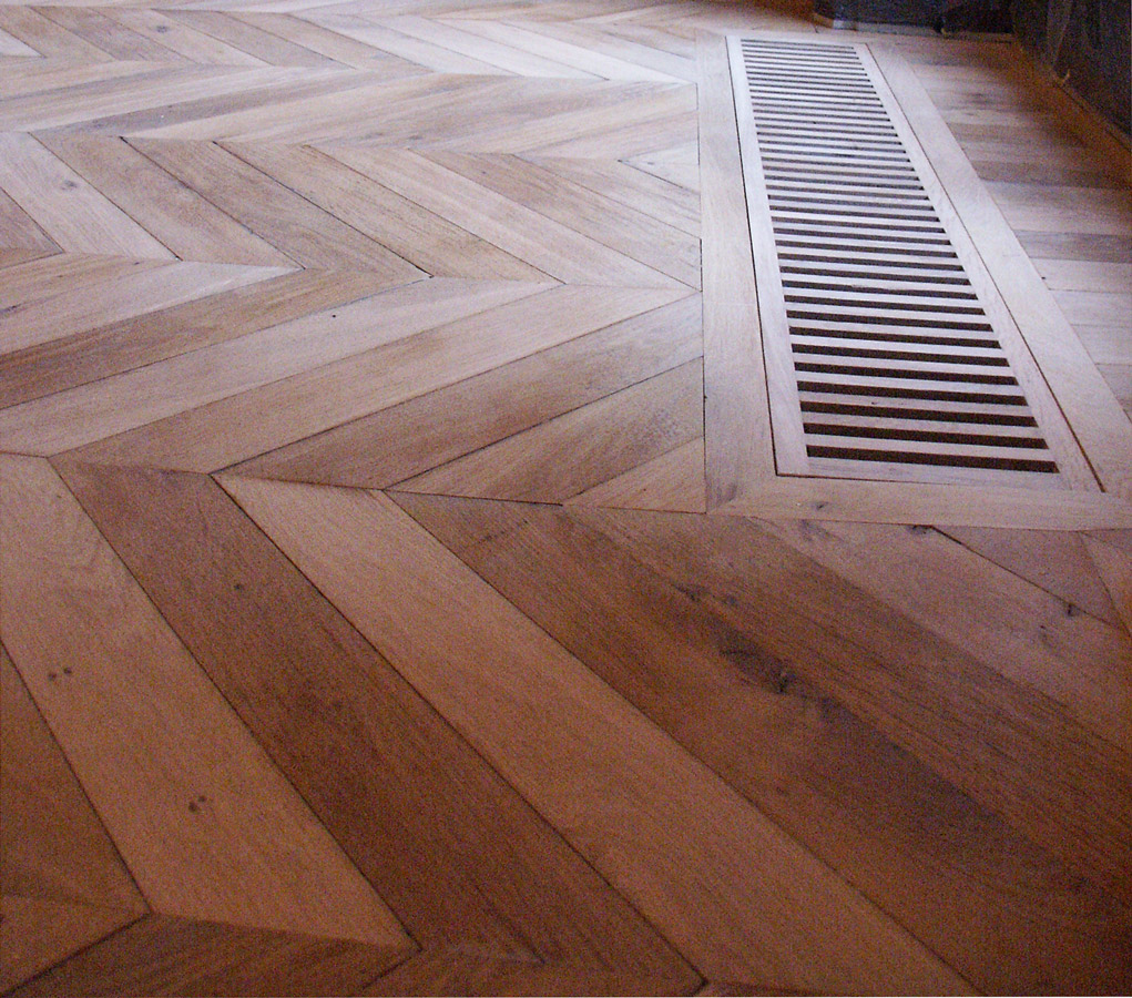 Chevron parquet floor